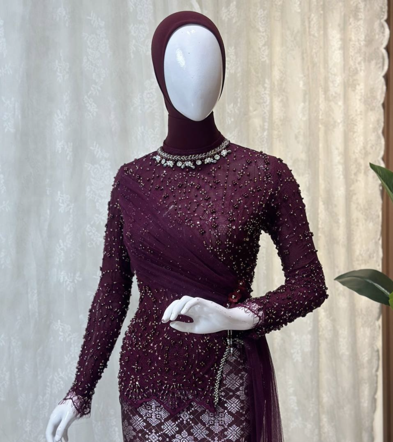 Shreya Burgundy